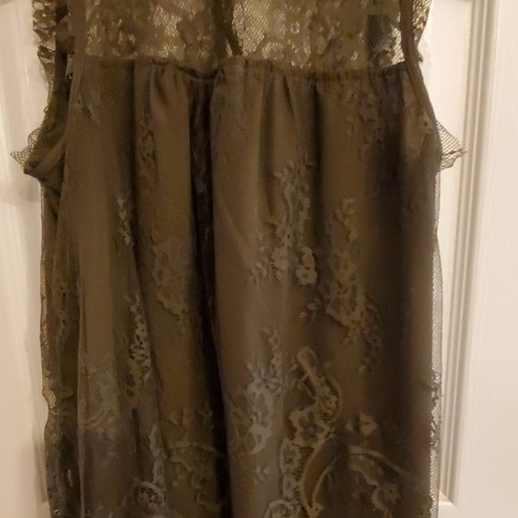 Tanktop - Picture 3 of 4